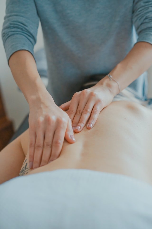 The Importance and Benefits of Prenatal and Postnatal Massages