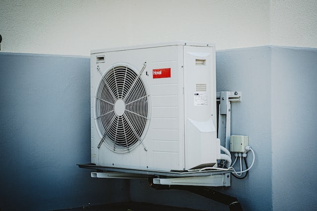 Get The Most Out Of Your AC Unit – Check The Temperature!