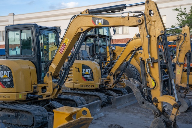 How to Maximize the Life of Your Excavator