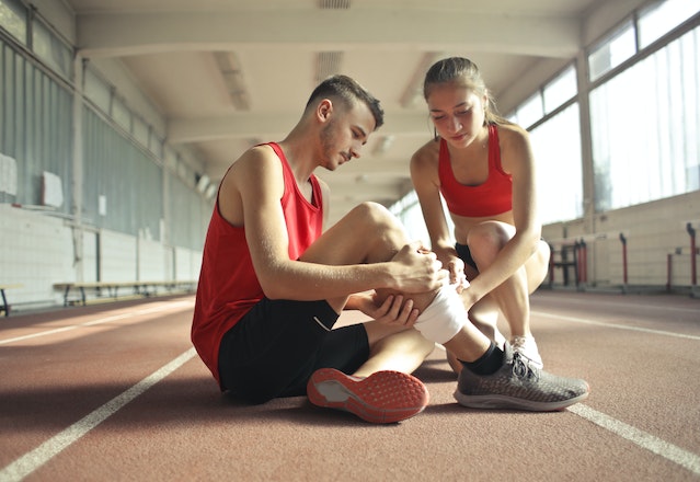 Demystifying Joint Injuries: Common Causes and Protective Measures